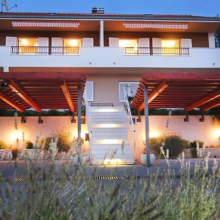 Smile Apartman Podstrana